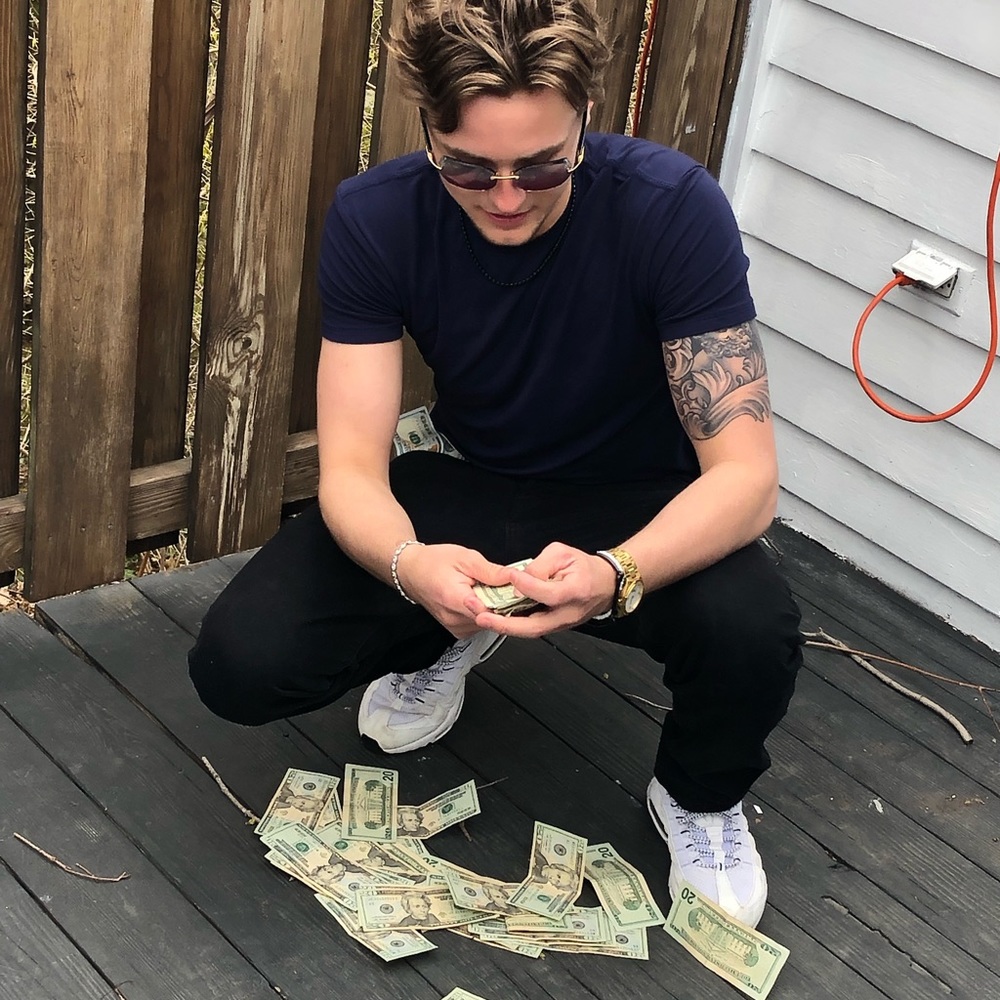 Meet your Posher, Hans